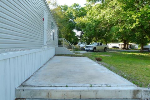 Casa en venta en Okeechobee, Florida, 2 dormitorios, 62.43 m2 № 1693194 - foto 25