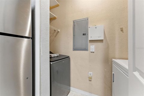 Apartamento en alquiler en Orlando, Florida, 3 dormitorios, 119.38 m2 № 1915929 - foto 13