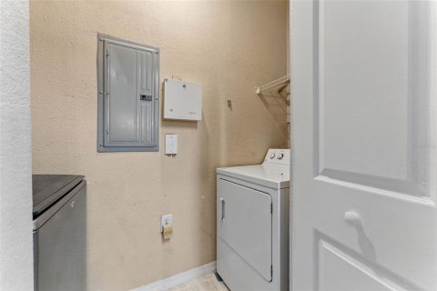 Apartamento en alquiler en Orlando, Florida, 3 dormitorios, 119.38 m2 № 1915929 - foto 14