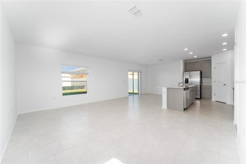 Villa ou maison à louer à Lake Wales, Floride: 4 chambres, 174.56 m2 № 2099196 - photo 6