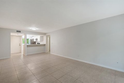 Copropriété à vendre à Sarasota, Floride: 1 chambre, 67.91 m2 № 2166089 - photo 16