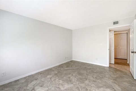 Copropriété à vendre à Sarasota, Floride: 1 chambre, 67.91 m2 № 2166089 - photo 20