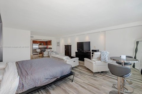 Copropriété à vendre à Miami Beach, Floride: 70.61 m2 № 2193963 - photo 10