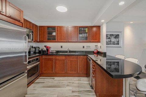 Copropriété à vendre à Miami Beach, Floride: 70.61 m2 № 2193963 - photo 24