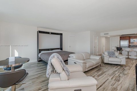 Copropriété à vendre à Miami Beach, Floride: 70.61 m2 № 2193963 - photo 11