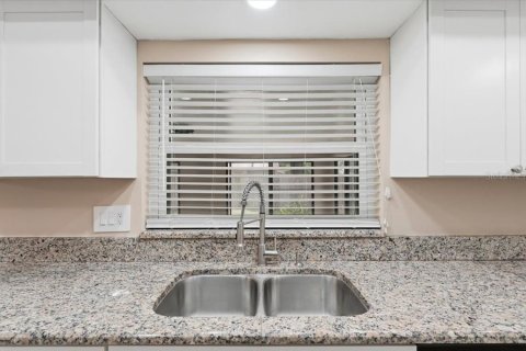 Villa ou maison à vendre à Lakeland, Floride: 3 chambres, 132.29 m2 № 2148399 - photo 19