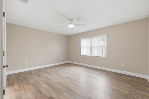 Villa ou maison à vendre à Lakeland, Floride: 3 chambres, 132.29 m2 № 2148399 - photo 21