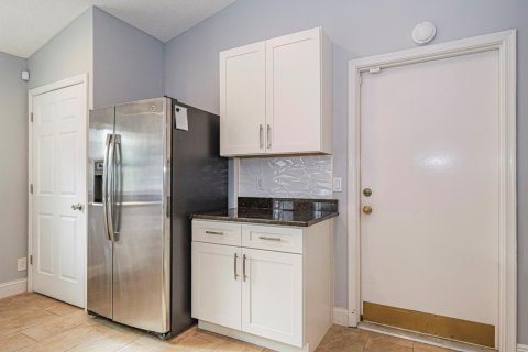 Casa en venta en Palm City, Florida, 3 dormitorios, 166.85 m2 № 2385353 - foto 14