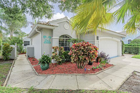 Casa en Palm City, Florida 3 dormitorios, 166.85 m2 № 2385353