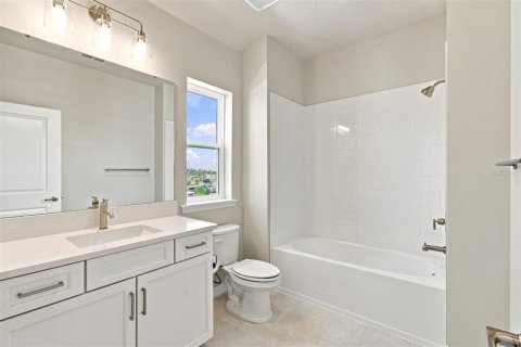 Casa en venta en Orlando, Florida, 4 dormitorios, 219.71 m2 № 2203407 - foto 26