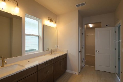 Casa en venta en Orlando, Florida, 4 dormitorios, 219.71 m2 № 2203407 - foto 15