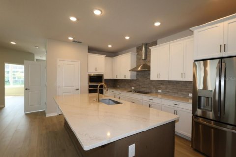 Casa en venta en Orlando, Florida, 4 dormitorios, 219.71 m2 № 2203407 - foto 6