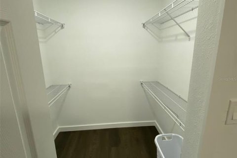 Купить кондоминиум в Киссимми, Флорида 6 комнат, 126.07м2, № 1555592 - фото 11