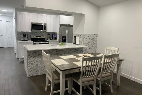 Купить кондоминиум в Киссимми, Флорида 6 комнат, 126.07м2, № 1555592 - фото 4