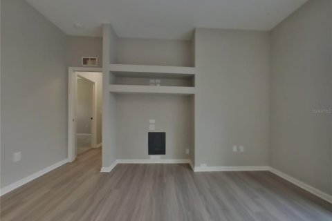 House in Sarasota, Florida 4 bedrooms, 217.21 sq.m. № 2111930 - photo 3