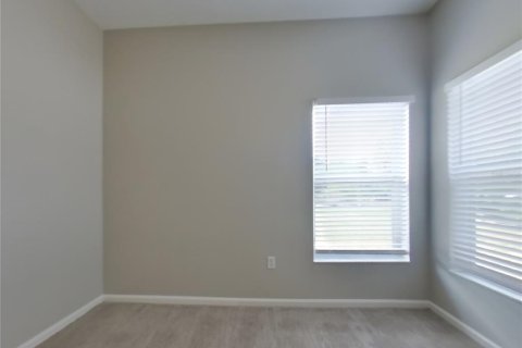 House in Sarasota, Florida 4 bedrooms, 217.21 sq.m. № 2111930 - photo 10