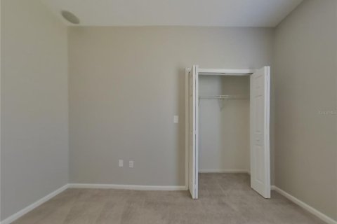 House in Sarasota, Florida 4 bedrooms, 217.21 sq.m. № 2111930 - photo 12