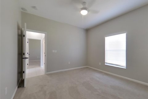 House in Sarasota, Florida 4 bedrooms, 217.21 sq.m. № 2111930 - photo 11