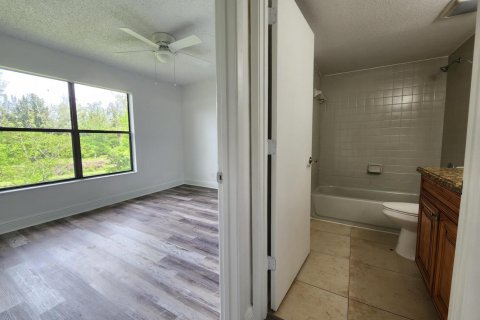 Copropriété à louer à West Palm Beach, Floride: 3 chambres, 102.19 m2 № 2398084 - photo 12