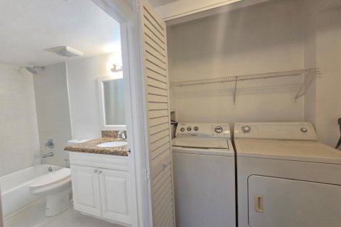 Copropriété à louer à West Palm Beach, Floride: 3 chambres, 102.19 m2 № 2398084 - photo 17