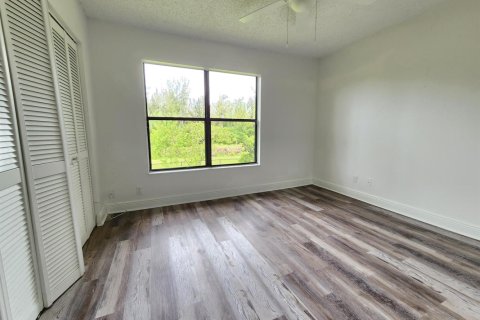 Copropriété à louer à West Palm Beach, Floride: 3 chambres, 102.19 m2 № 2398084 - photo 13