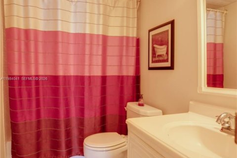 Купить кондоминиум в Лодердейл-Лейкс, Флорида 1 спальня, 69.49м2, № 2048564 - фото 7