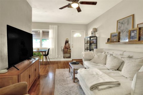Apartment in Lakeland, Florida 2 bedrooms, 74.32 sq.m. № 2379331 - photo 10
