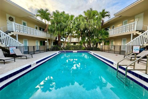 Copropriété à louer à Fort Lauderdale, Floride: 1 chambre, 60.48 m2 № 1222729 - photo 1