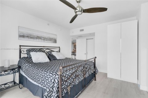 Купить кондоминиум в Майами, Флорида 2 спальни, 121.7м2, № 1958038 - фото 17