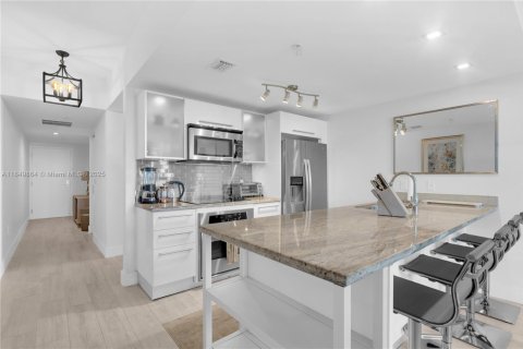 Купить кондоминиум в Майами, Флорида 2 спальни, 121.7м2, № 1958038 - фото 5