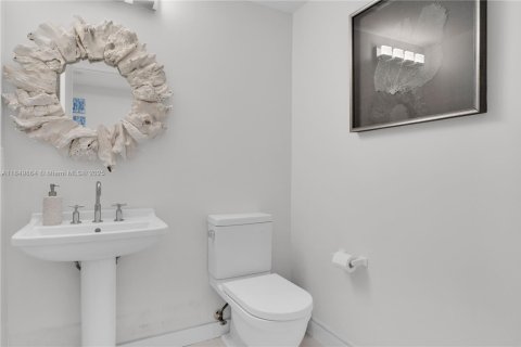 Купить кондоминиум в Майами, Флорида 2 спальни, 121.7м2, № 1958038 - фото 21