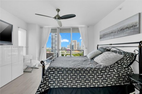 Купить кондоминиум в Майами, Флорида 2 спальни, 121.7м2, № 1958038 - фото 15