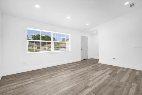 Casa en alquiler en Winter Haven, Florida, 3 dormitorios, 104.05 m2 № 2148715 - foto 3