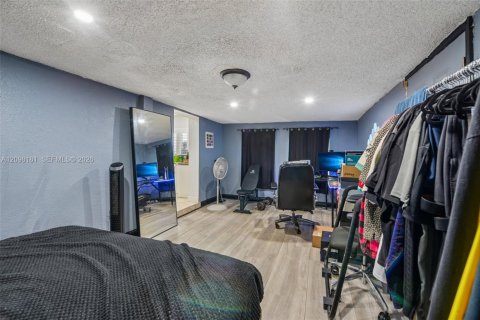 Casa en venta en Miami Gardens, Florida, 3 dormitorios, 159.61 m2 № 2394969 - foto 18