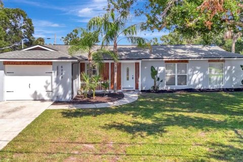 Casa en alquiler en Apollo Beach, Florida, 3 dormitorios, 151.71 m2 № 2277298 - foto 2