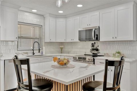 Casa en alquiler en Apollo Beach, Florida, 3 dormitorios, 151.71 m2 № 2277298 - foto 16