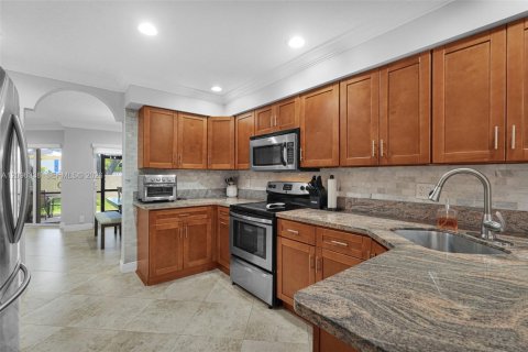 Touwnhouse à vendre à Coral Springs, Floride: 3 chambres, 136.75 m2 № 2402625 - photo 15
