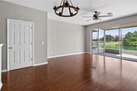 Touwnhouse à vendre à Ocala, Floride: 3 chambres, 147.16 m2 № 2205085 - photo 6