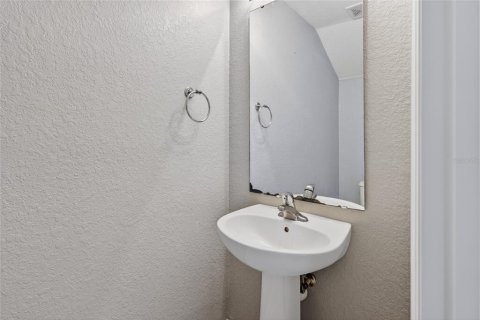 Touwnhouse à vendre à Ocala, Floride: 3 chambres, 147.16 m2 № 2205085 - photo 9