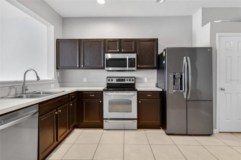 Touwnhouse à vendre à Ocala, Floride: 3 chambres, 147.16 m2 № 2205085 - photo 5