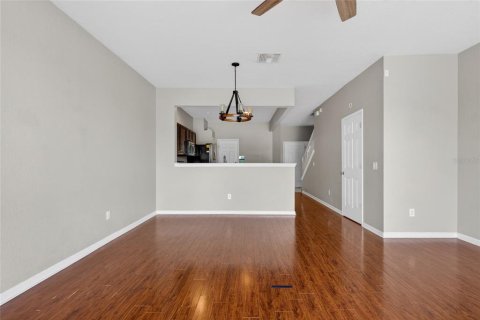 Touwnhouse à vendre à Ocala, Floride: 3 chambres, 147.16 m2 № 2205085 - photo 10