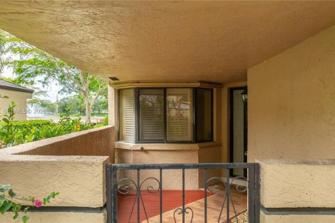 Adosado en alquiler en Plantation, Florida, 3 dormitorios, 142.7 m2 № 2011786 - foto 4