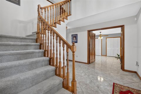 House in Tavares, Florida 4 bedrooms, 347.83 sq.m. № 2279914 - photo 17
