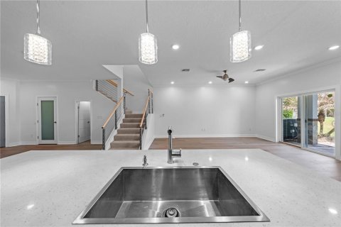 Adosado en venta en Davenport, Florida, 3 dormitorios, 211.91 m2 № 2198646 - foto 5
