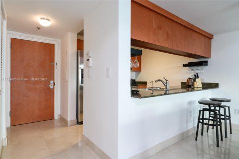 Copropriété à vendre à Miami, Floride: 2 chambres, 115.66 m2 № 1985220 - photo 16