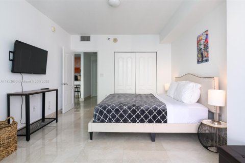 Copropriété à vendre à Miami, Floride: 2 chambres, 115.66 m2 № 1985220 - photo 6