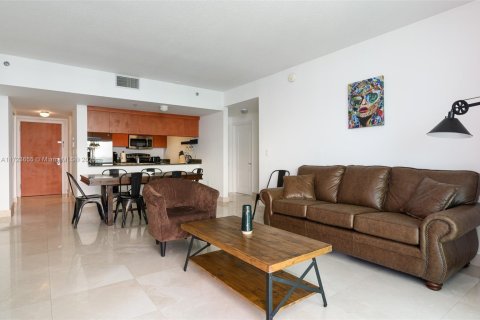 Copropriété à vendre à Miami, Floride: 2 chambres, 115.66 m2 № 1985220 - photo 15