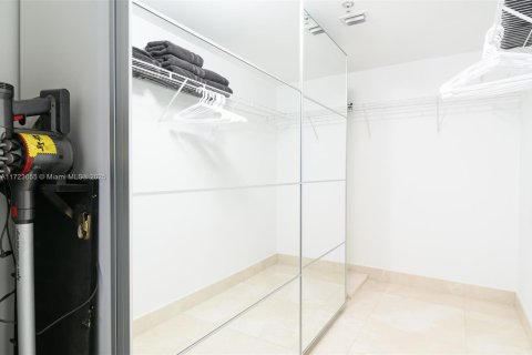 Copropriété à vendre à Miami, Floride: 2 chambres, 115.66 m2 № 1985220 - photo 30