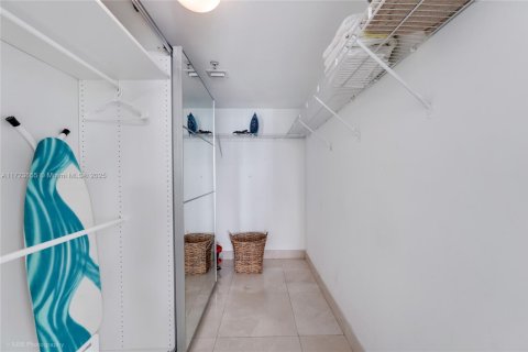 Copropriété à vendre à Miami, Floride: 2 chambres, 115.66 m2 № 1985220 - photo 26