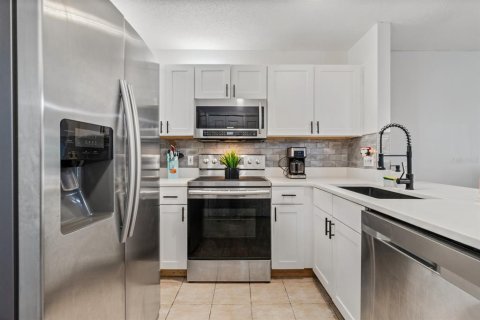 Купить таунхаус в Киссимми, Флорида 10 комнат, 128.21м2, № 2149374 - фото 14